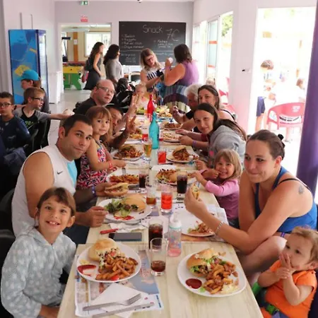 Camping Mobil-home Avec Terrasse - 2 A - Api-1-52-300 Brétignolles-sur-Mer