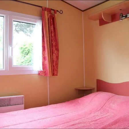 Mobil-home Avec Terrasse - 2 A - Api-1-52-300 مكان تخييم