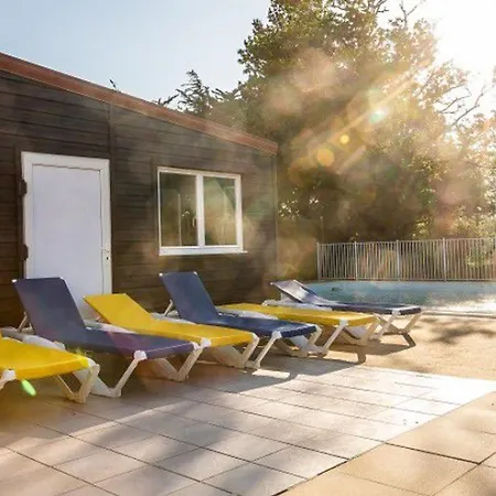 Mobil-home Avec Terrasse - 2 à - Api-1-52-300 *