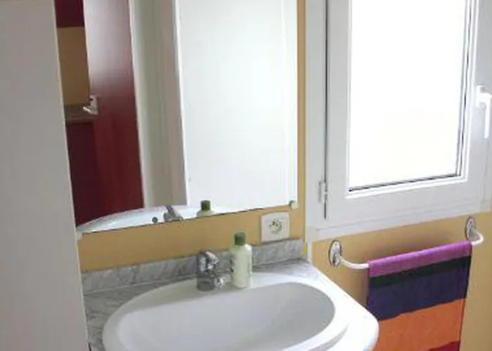 Mobil-home Avec Terrasse - 2 à - Api-1-52-300